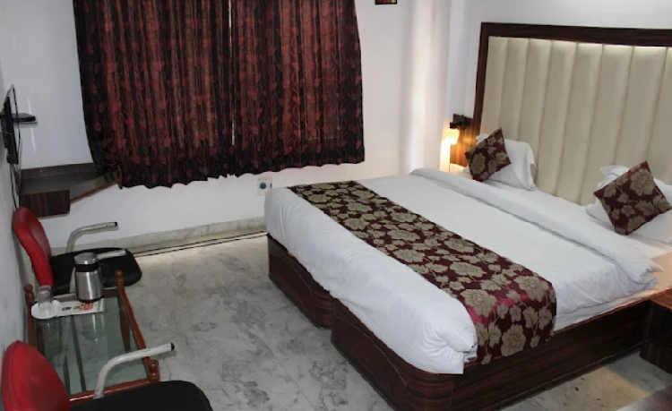 1 x Deluxe Room